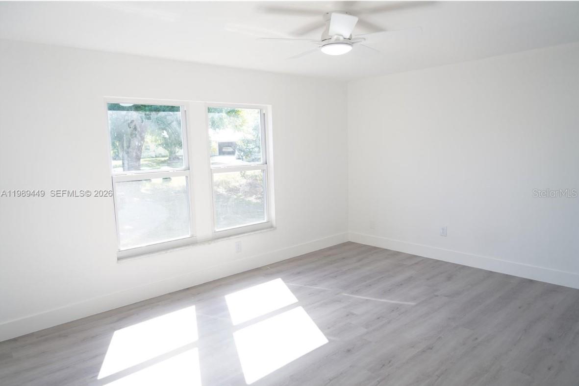 563 PRESQUE ISLE DR, PORT CHARLOTTE, FL, 33954