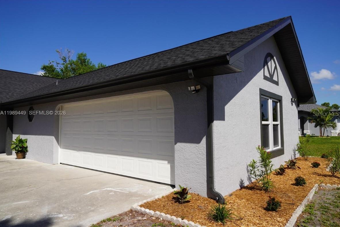 563 PRESQUE ISLE DR, PORT CHARLOTTE, FL, 33954