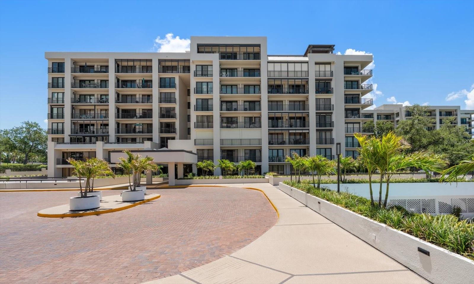 6 BELLEVIEW BLVD #105, BELLEAIR, FL, 33756