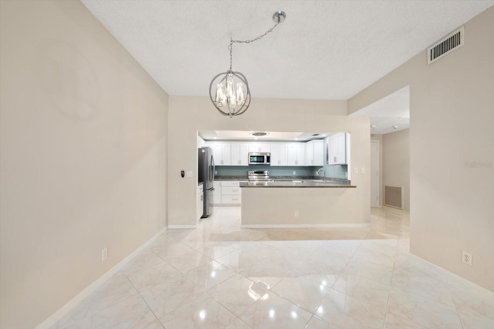 6 BELLEVIEW BLVD #105, BELLEAIR, FL, 33756