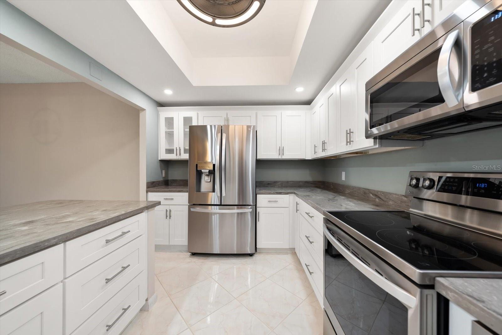 6 BELLEVIEW BLVD #105, BELLEAIR, FL, 33756