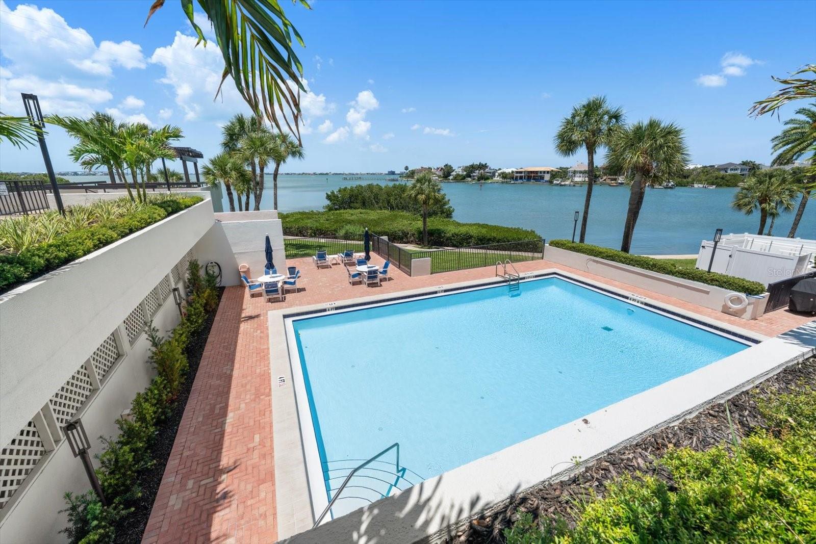 6 BELLEVIEW BLVD #105, BELLEAIR, FL, 33756