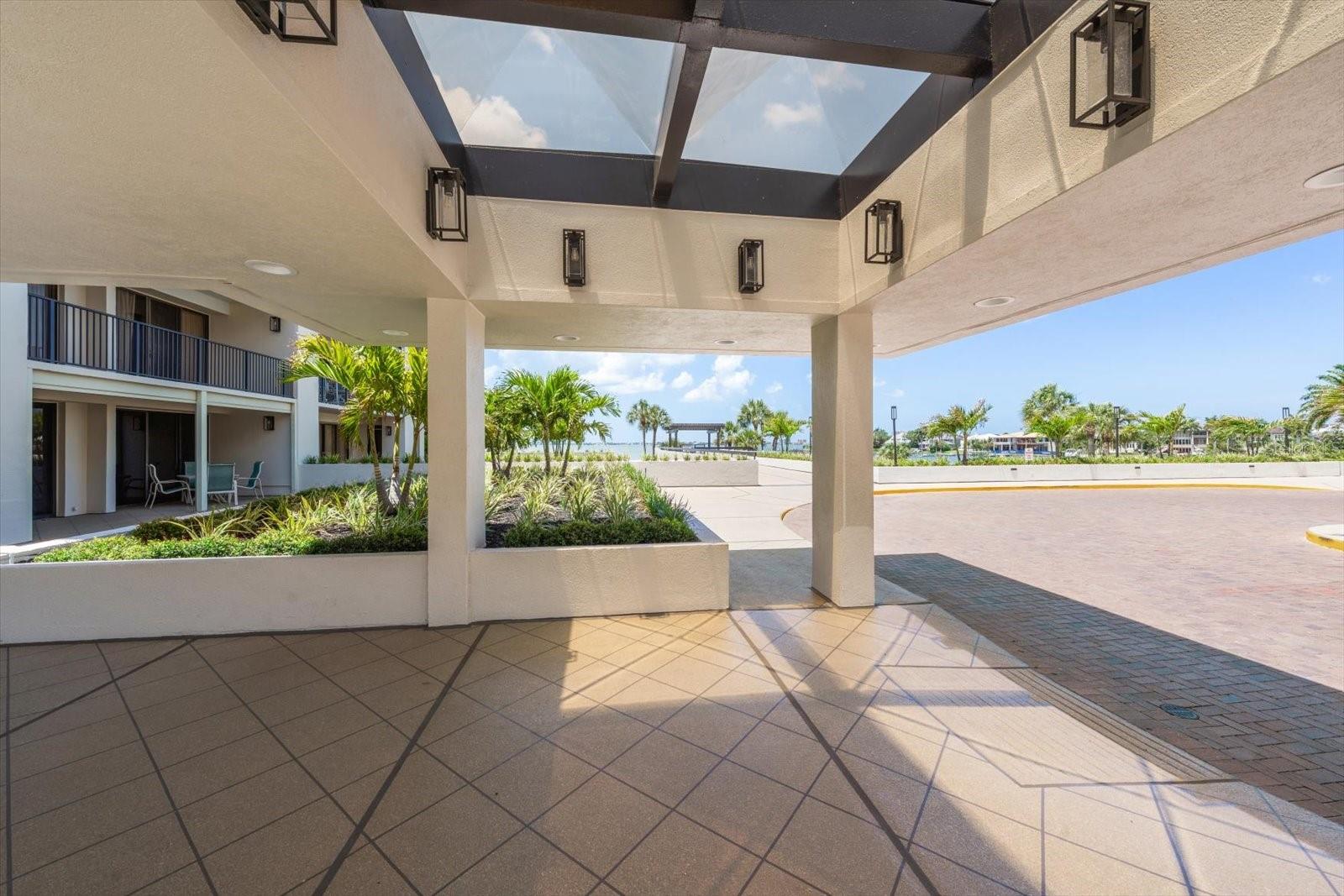 6 BELLEVIEW BLVD #105, BELLEAIR, FL, 33756
