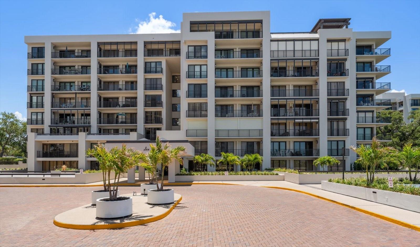 6 BELLEVIEW BLVD #105, BELLEAIR, FL, 33756