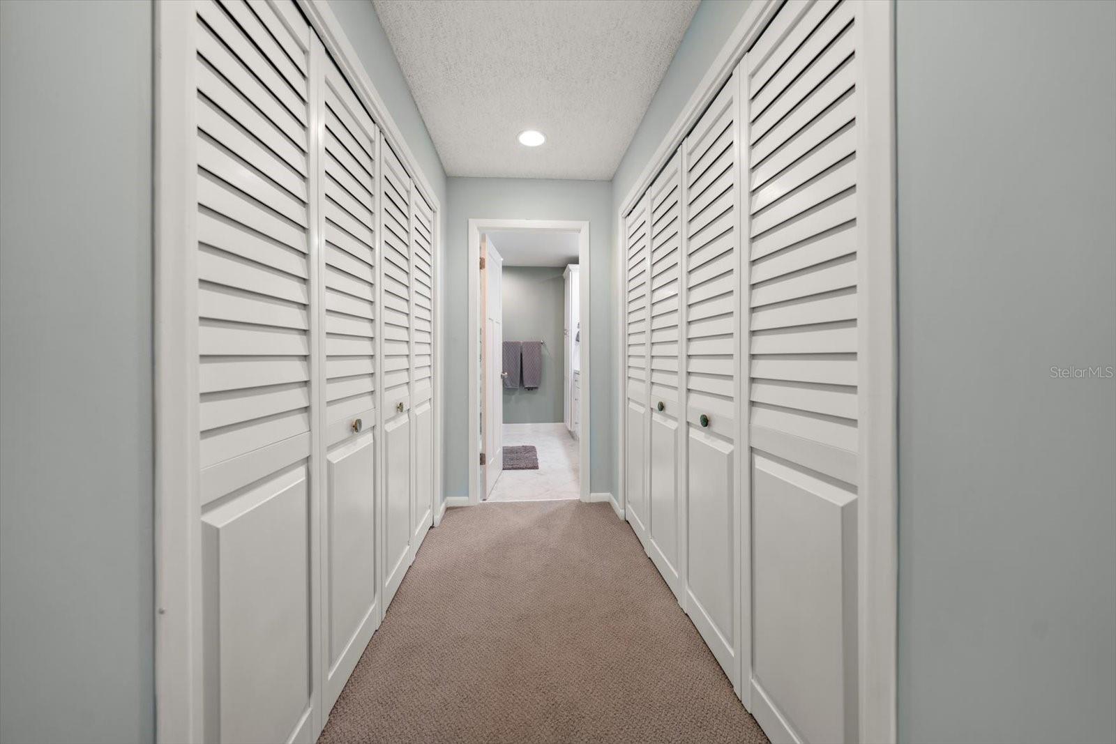 6 BELLEVIEW BLVD #105, BELLEAIR, FL, 33756