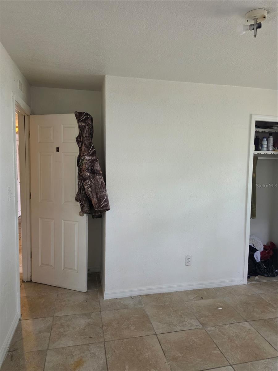 1215 NW 15TH AVE, OCALA, FL, 34475