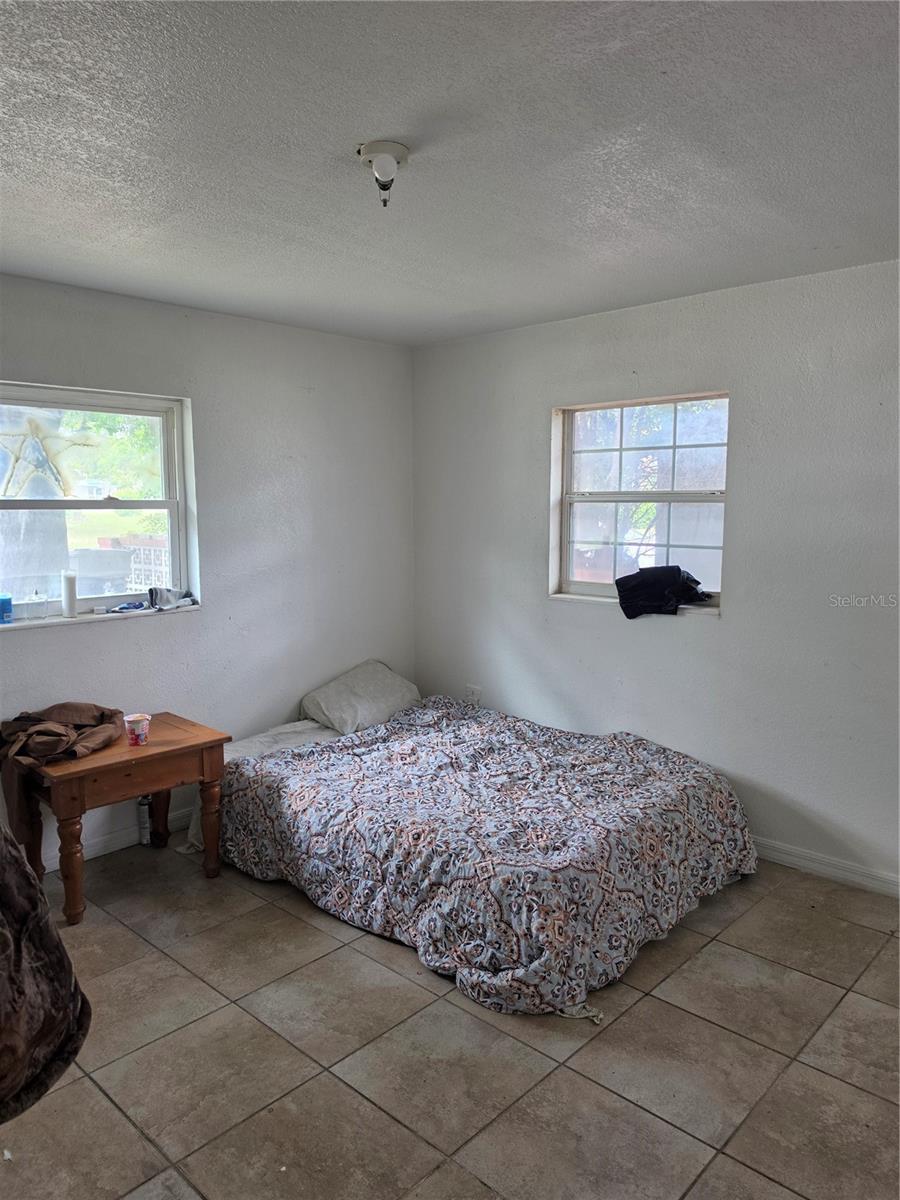 1215 NW 15TH AVE, OCALA, FL, 34475