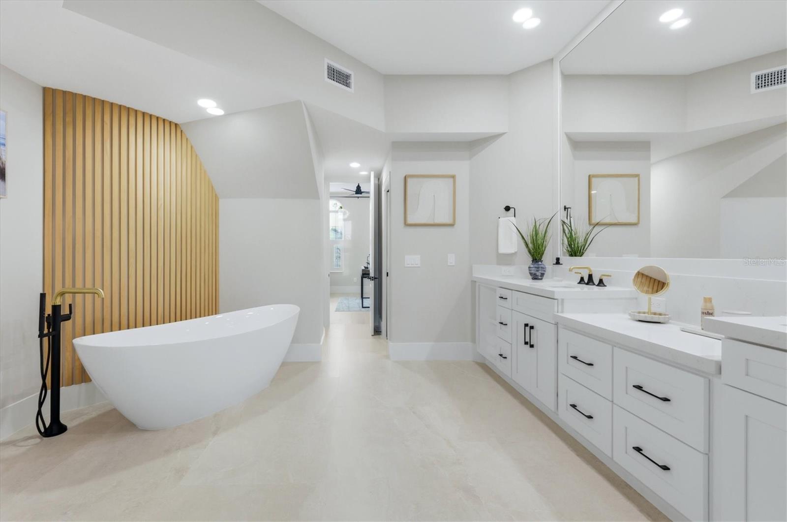 3606 FAIR OAKS PL, LONGBOAT KEY, FL, 34228
