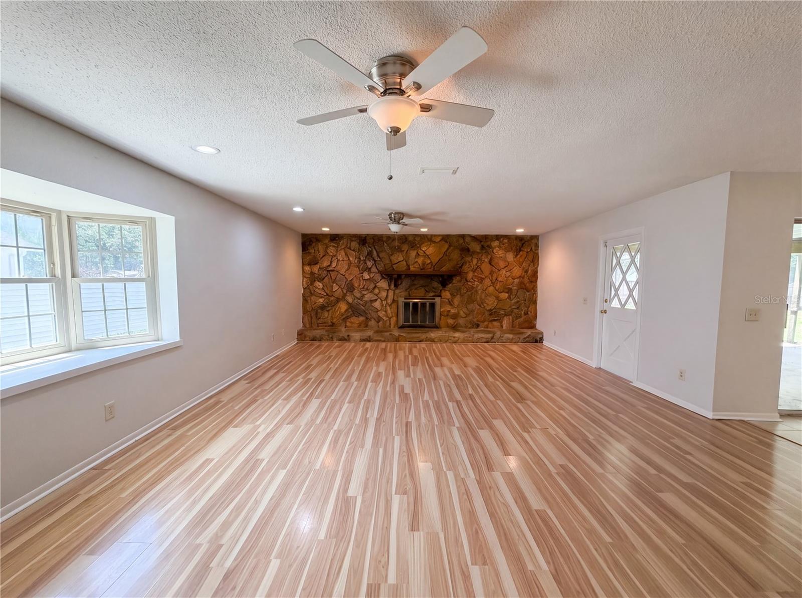 2534 VICTARRA CIR, LUTZ, FL, 33559