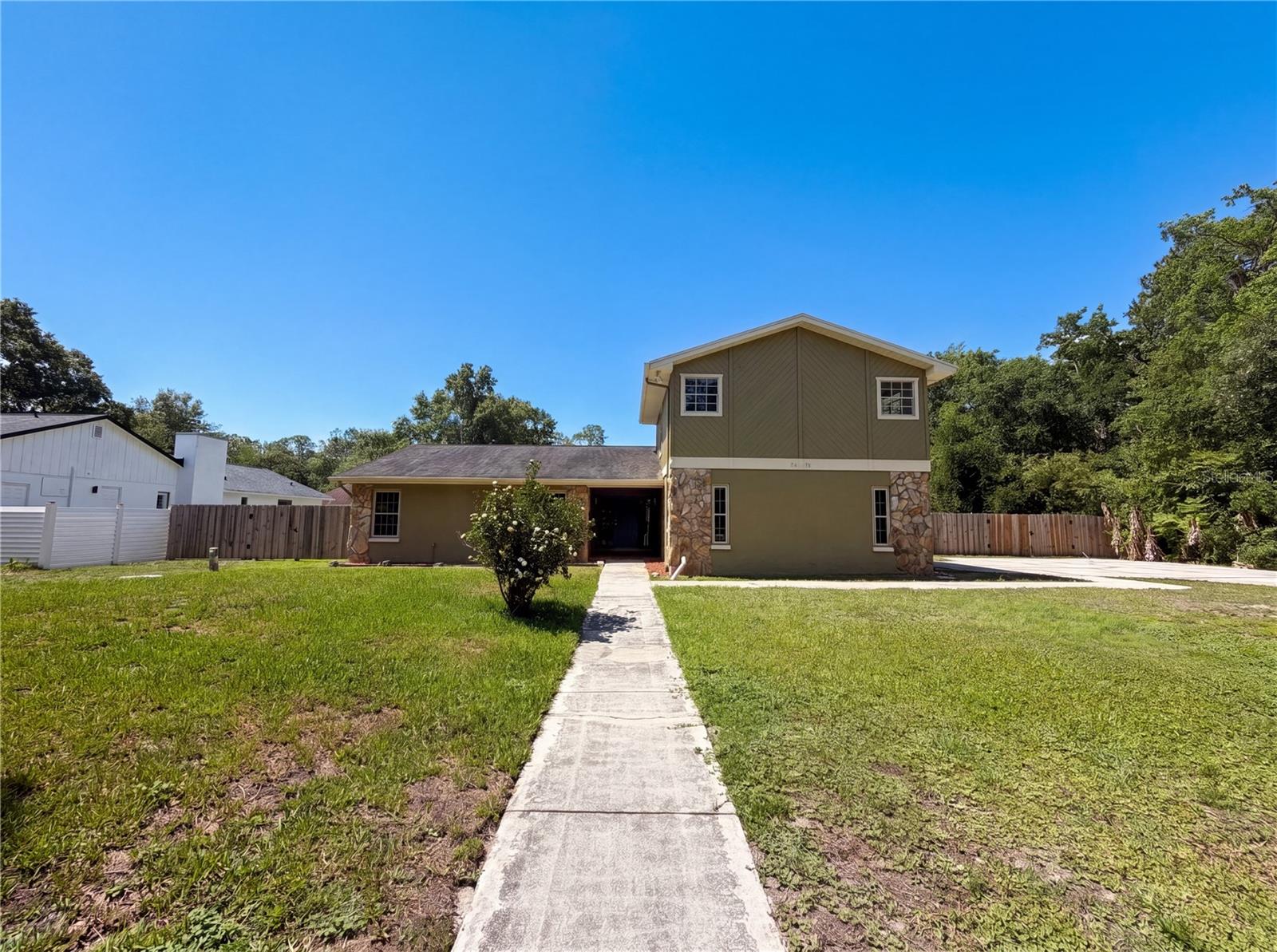 2534 VICTARRA CIR, LUTZ, FL, 33559