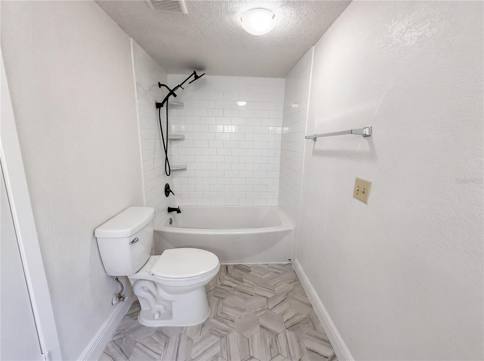 2534 VICTARRA CIR, LUTZ, FL, 33559