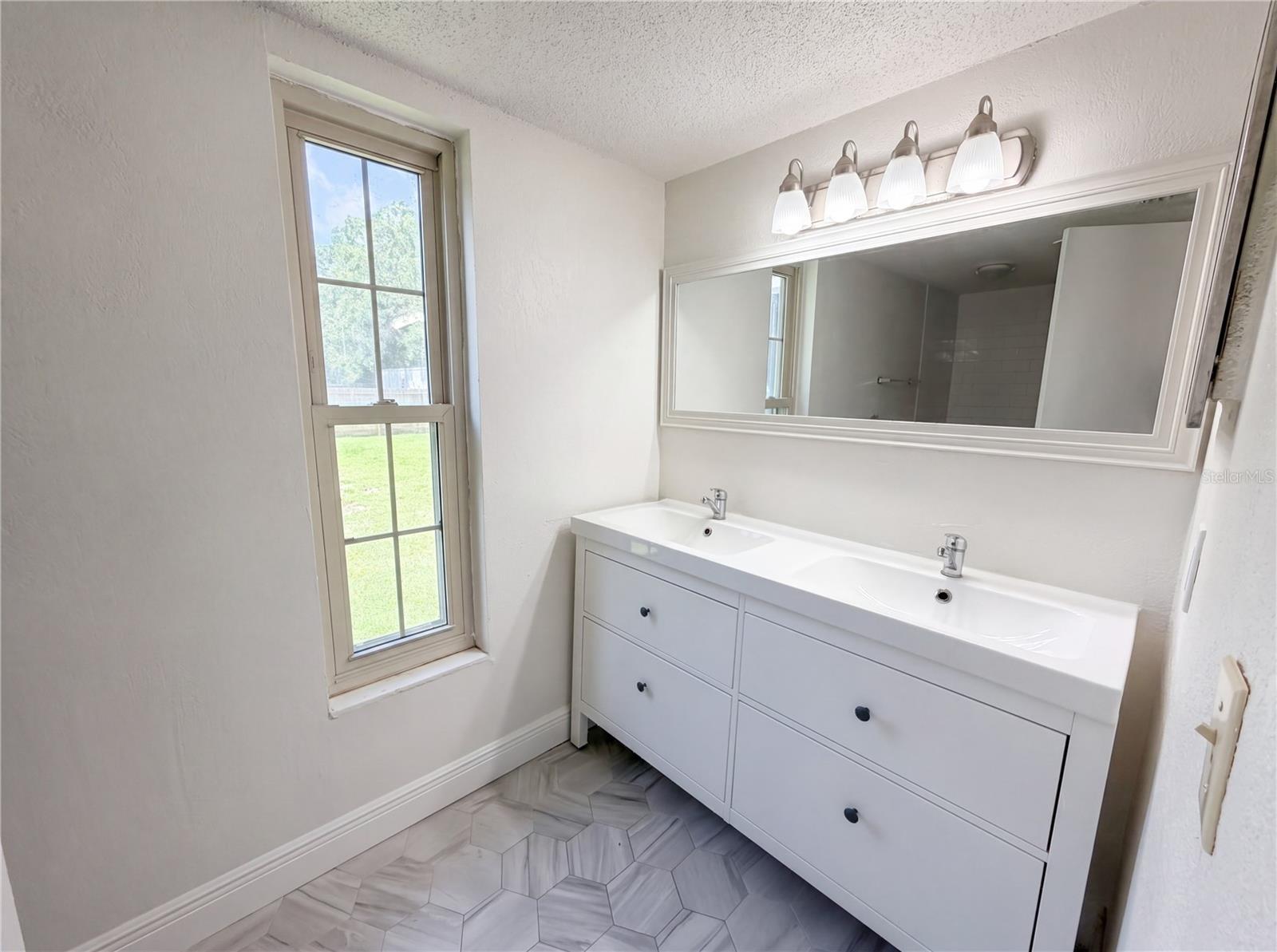 2534 VICTARRA CIR, LUTZ, FL, 33559