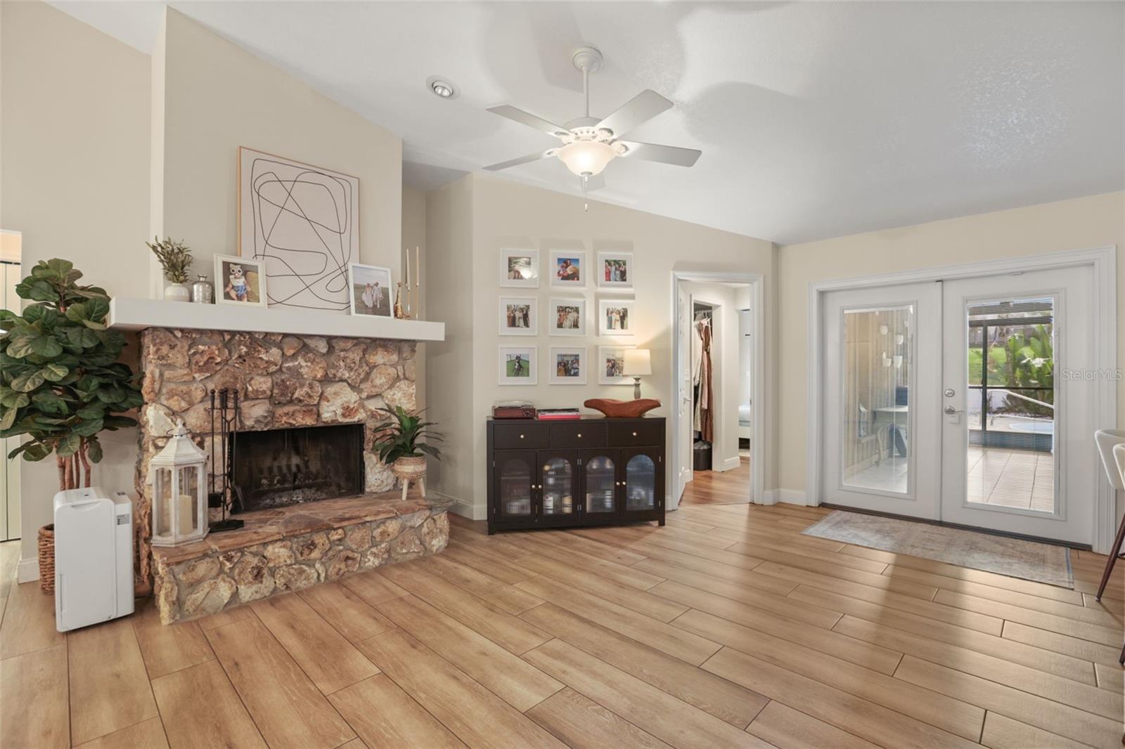 84 HOLLOW BRANCH RD, APOPKA, FL, 32703