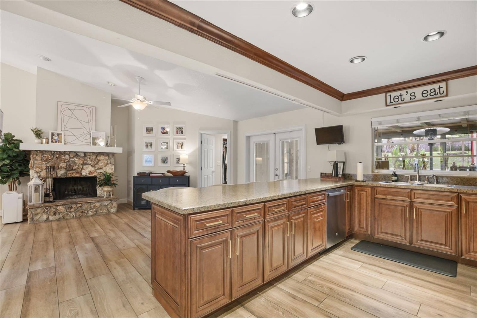 84 HOLLOW BRANCH RD, APOPKA, FL, 32703