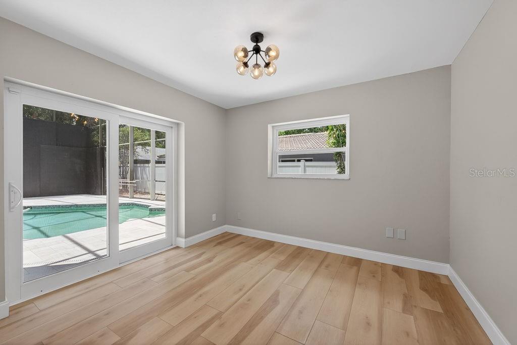 1461 87TH AVE N, ST PETERSBURG, FL, 33702