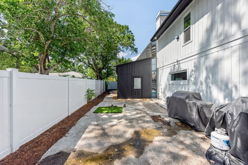 1461 87TH AVE N, ST PETERSBURG, FL, 33702
