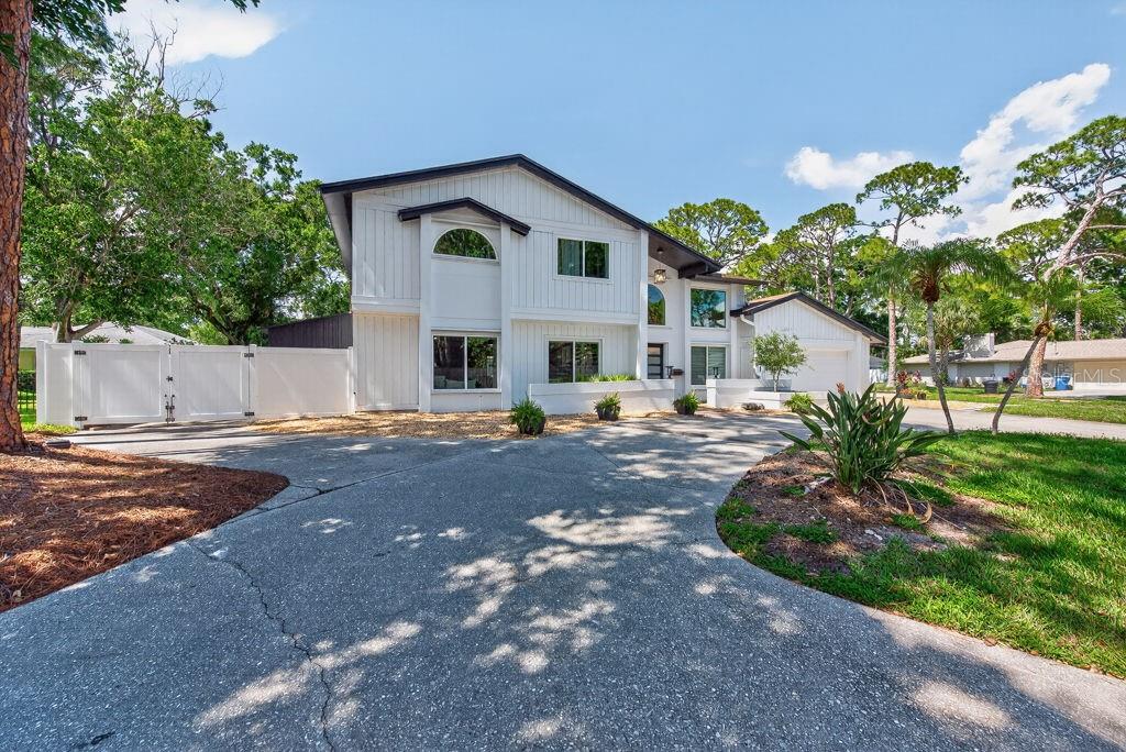 1461 87TH AVE N, ST PETERSBURG, FL, 33702