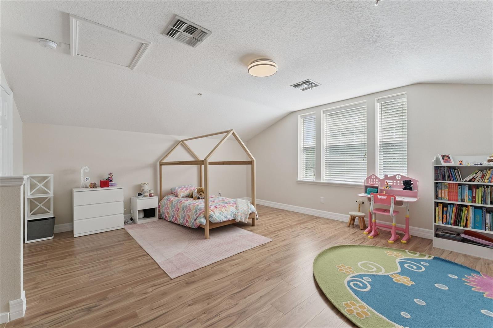 9558 CYPRESS PINE ST, ORLANDO, FL, 32827
