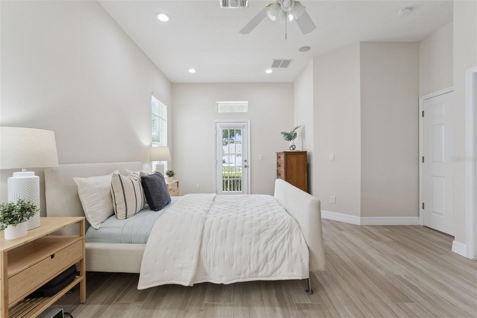 9558 CYPRESS PINE ST, ORLANDO, FL, 32827