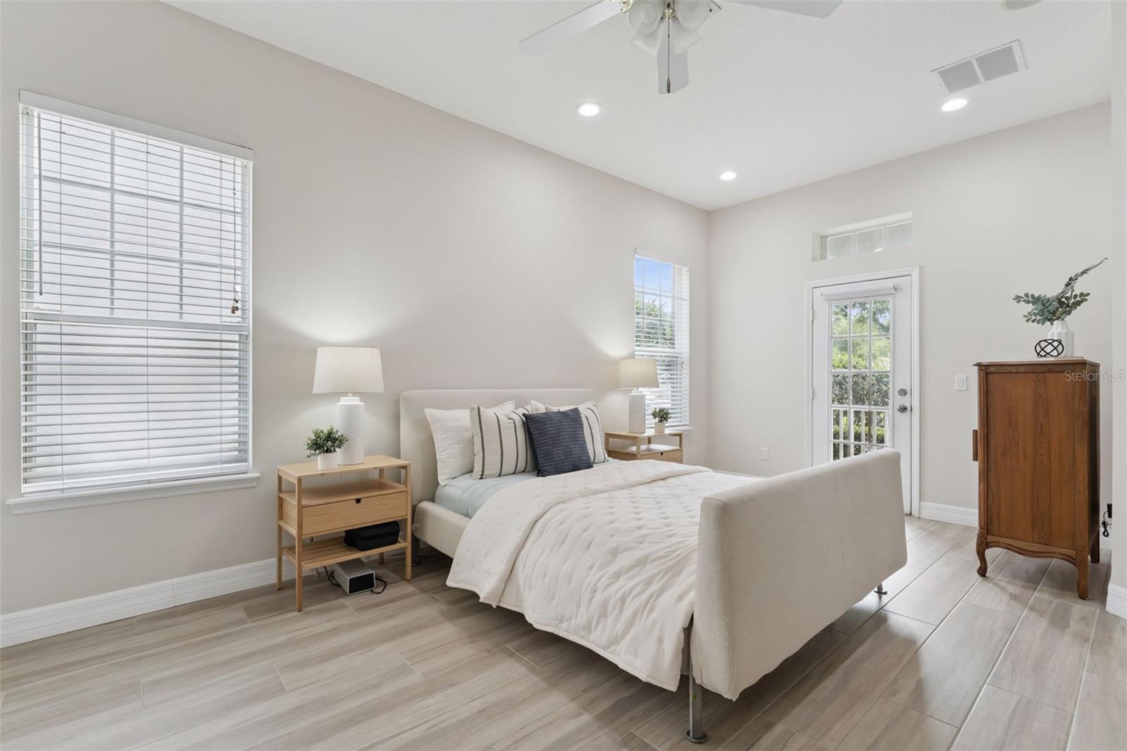 9558 CYPRESS PINE ST, ORLANDO, FL, 32827