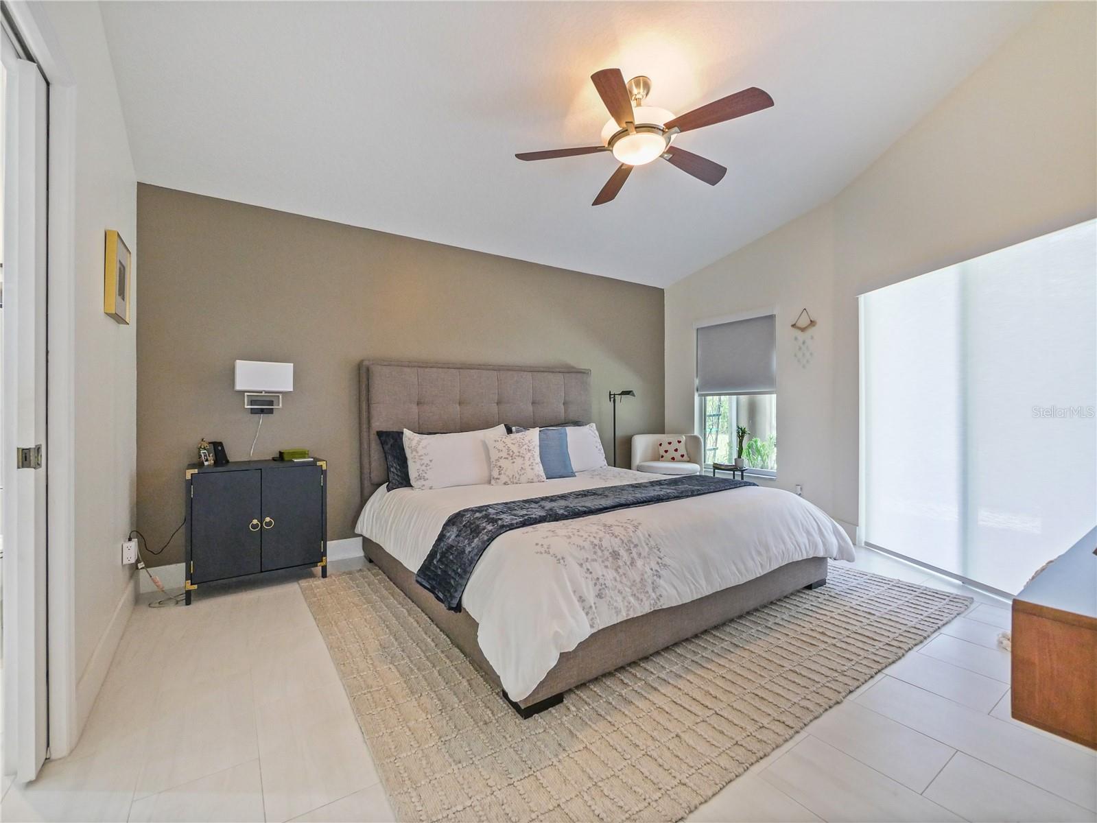 9555 HERON POINTE DR, ORLANDO, FL, 32832