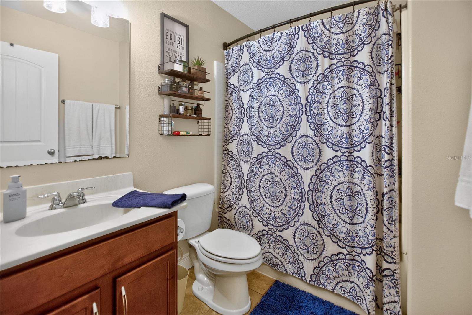 213 VICTORIA TRAILS BLVD, DELAND, FL, 32724