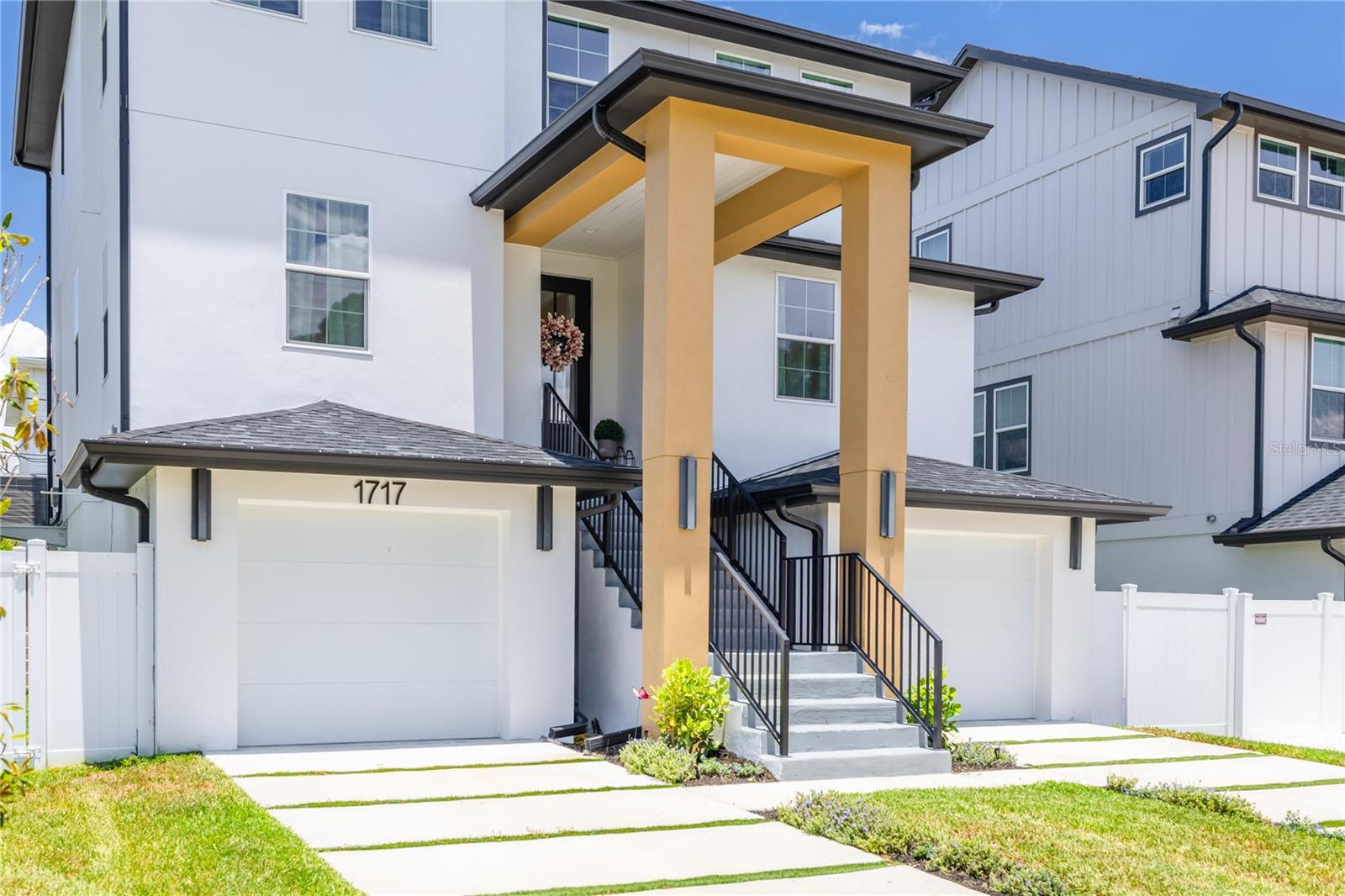 1717 MASSACHUSETTS AVE NE, ST PETERSBURG, FL, 33703