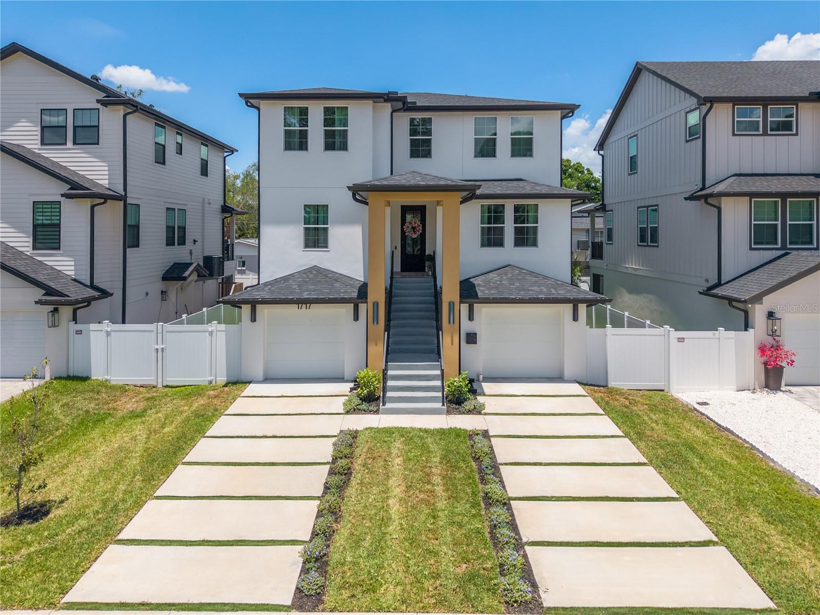 1717 MASSACHUSETTS AVE NE, ST PETERSBURG, FL, 33703