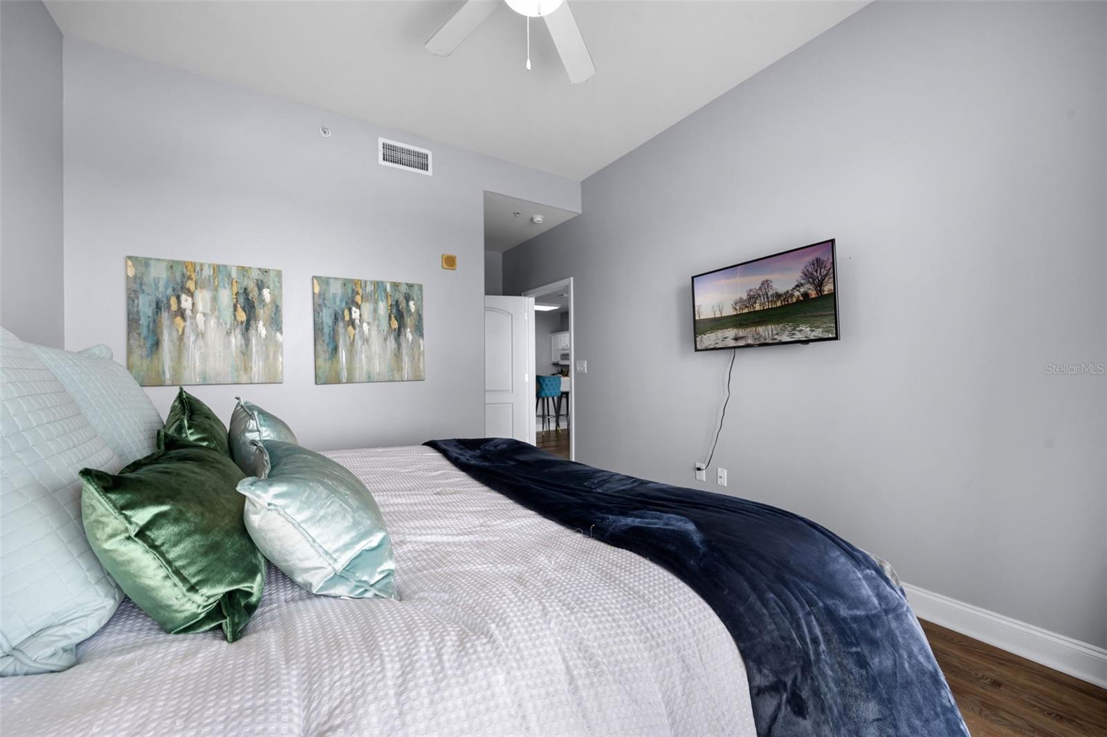 13427 BLUE HERON BEACH DR #2003, ORLANDO, FL, 32821