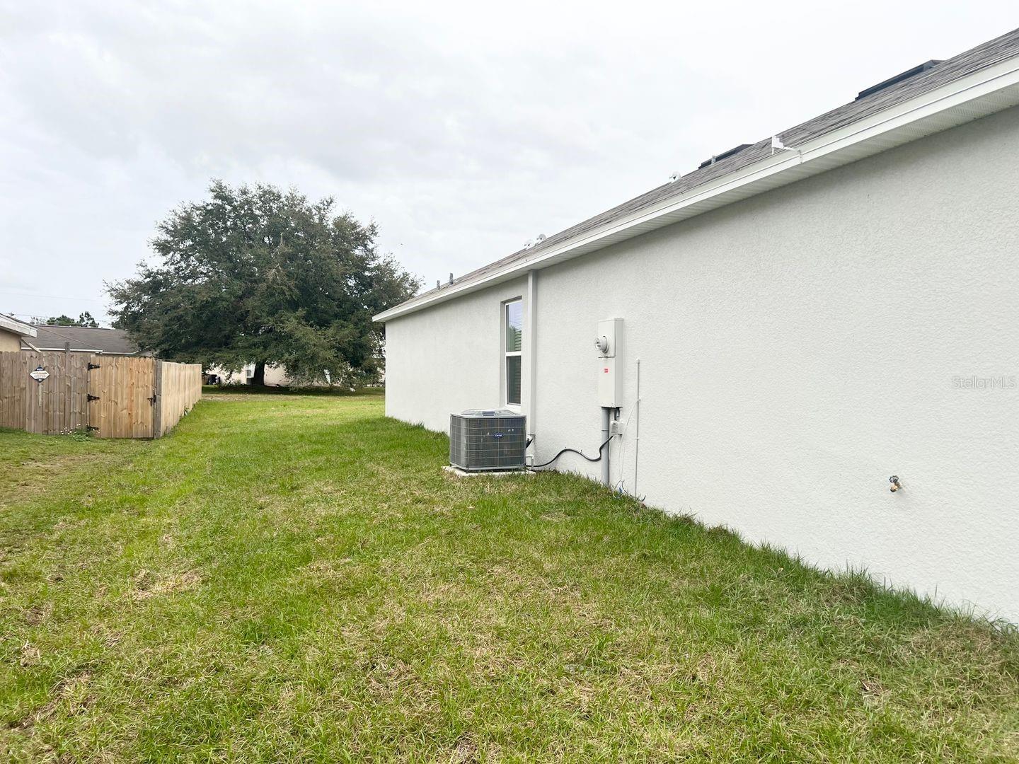 709 VERSAILLES LN, KISSIMMEE, FL, 34759