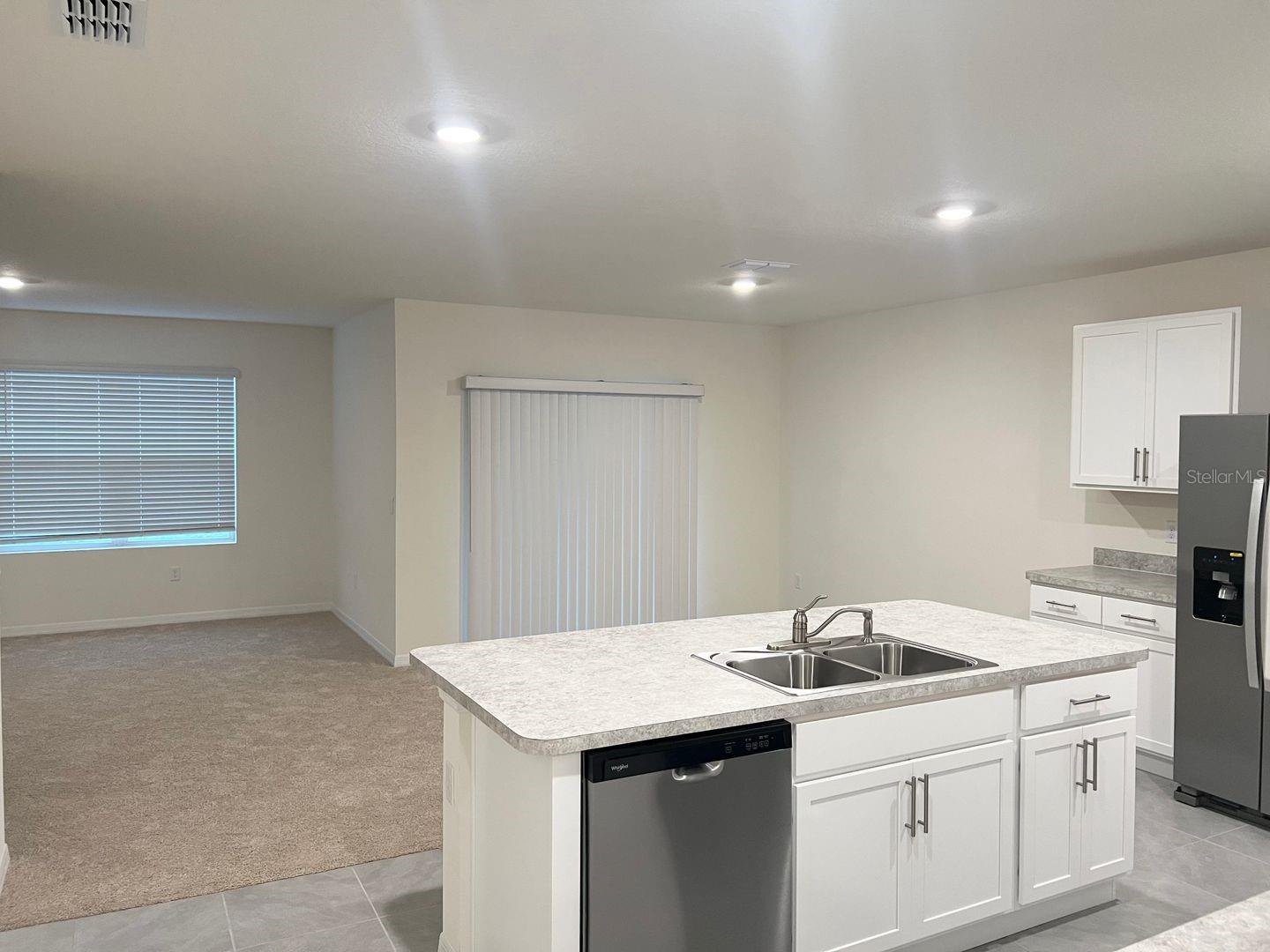 709 VERSAILLES LN, KISSIMMEE, FL, 34759