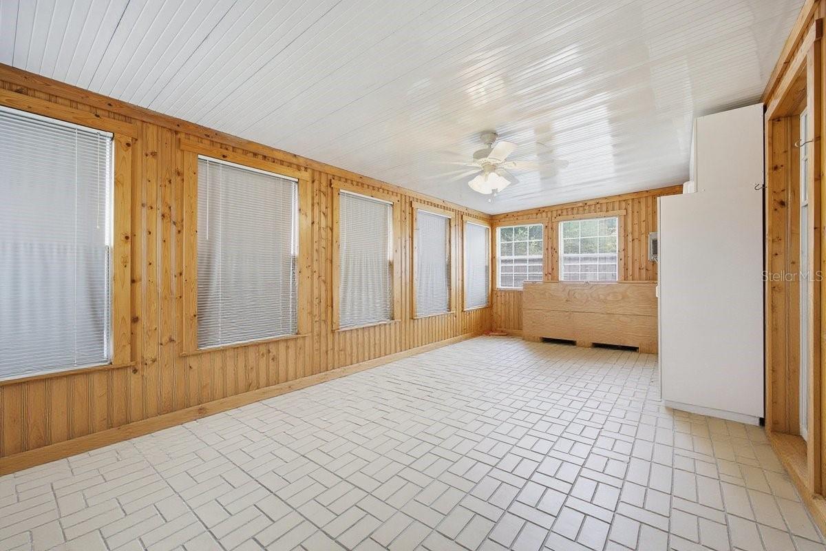 516 S HIGHLAND AVE, WINTER GARDEN, FL, 34787