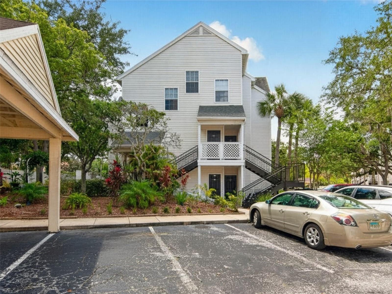 3305 HAVILAND CT #301, PALM HARBOR, FL, 34684