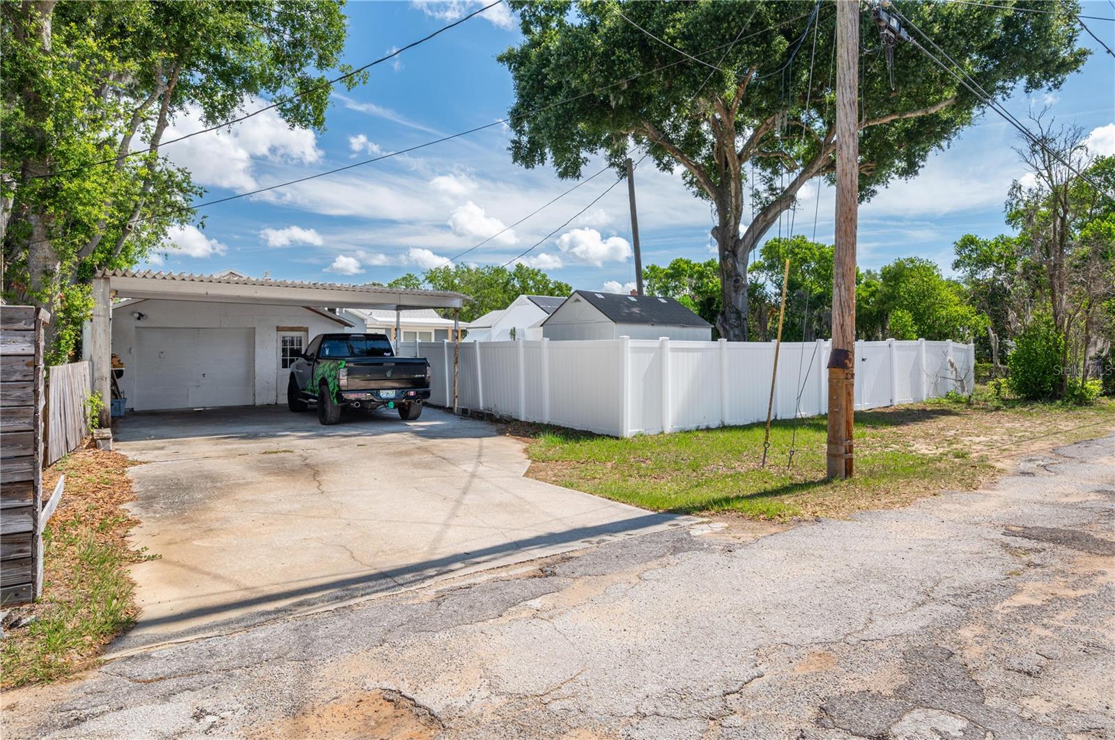 414 E BULLARD AVE, LAKE WALES, FL, 33853