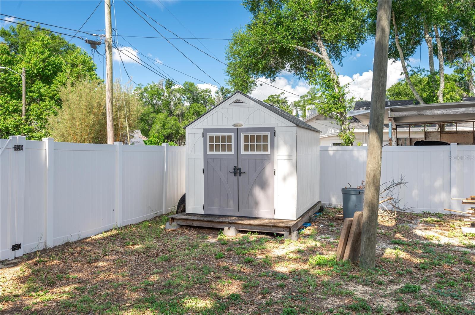 414 E BULLARD AVE, LAKE WALES, FL, 33853