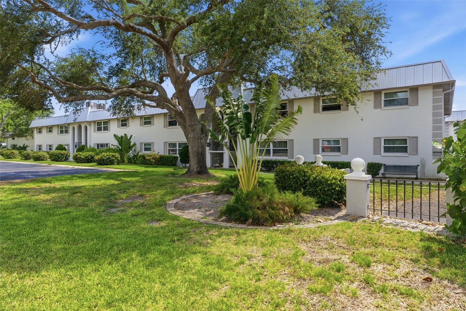 5800 HOLLYWOOD BLVD #214, SARASOTA, FL, 34231