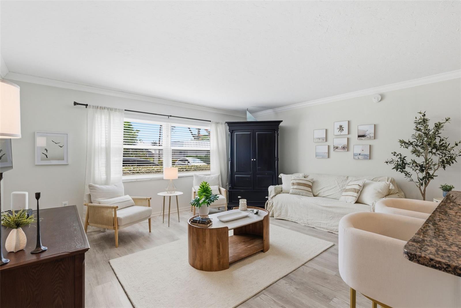5800 HOLLYWOOD BLVD #214, SARASOTA, FL, 34231