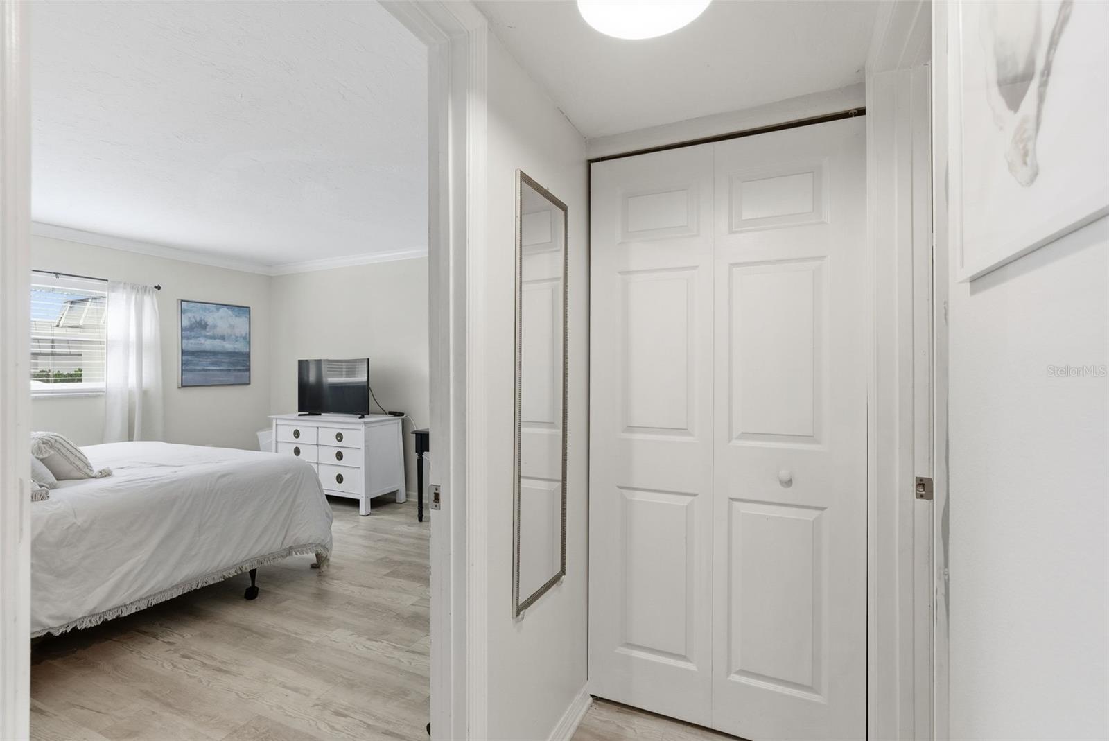 5800 HOLLYWOOD BLVD #214, SARASOTA, FL, 34231