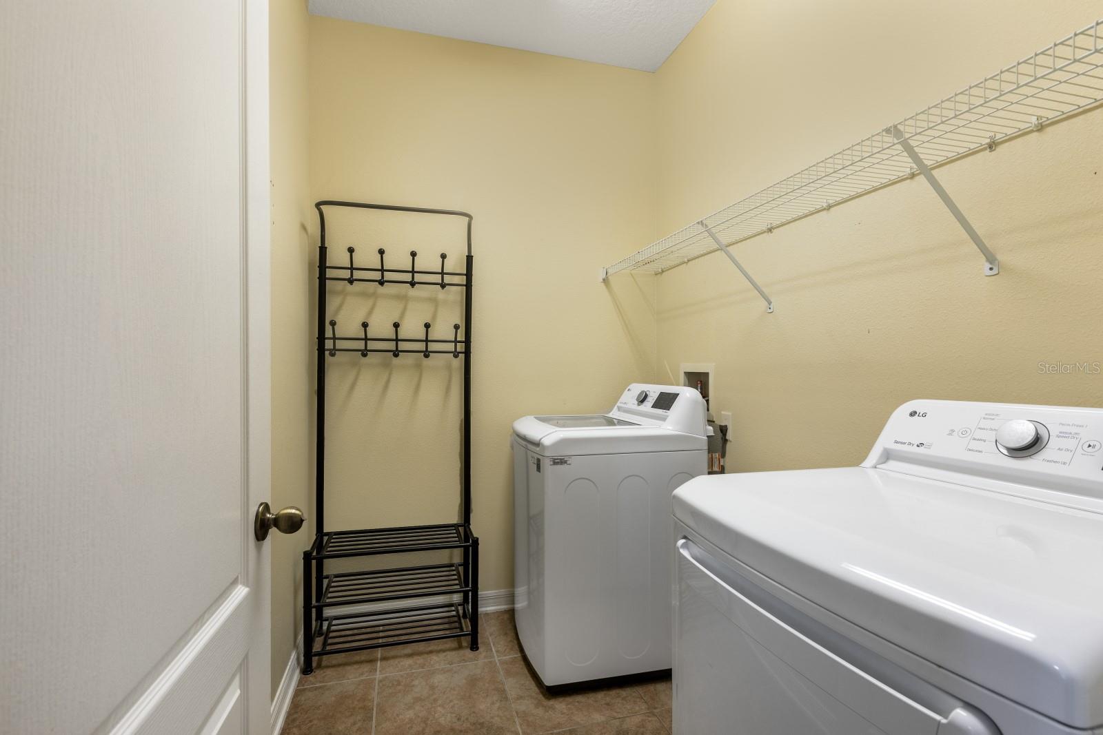 2943 ETOWAH PARK BLVD, TAVARES, FL, 32778