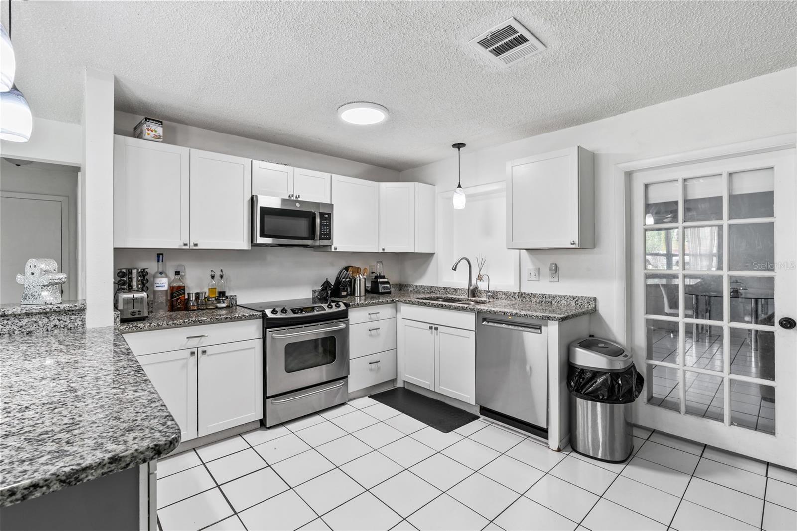 39443 8TH AVE, ZEPHYRHILLS, FL, 33542