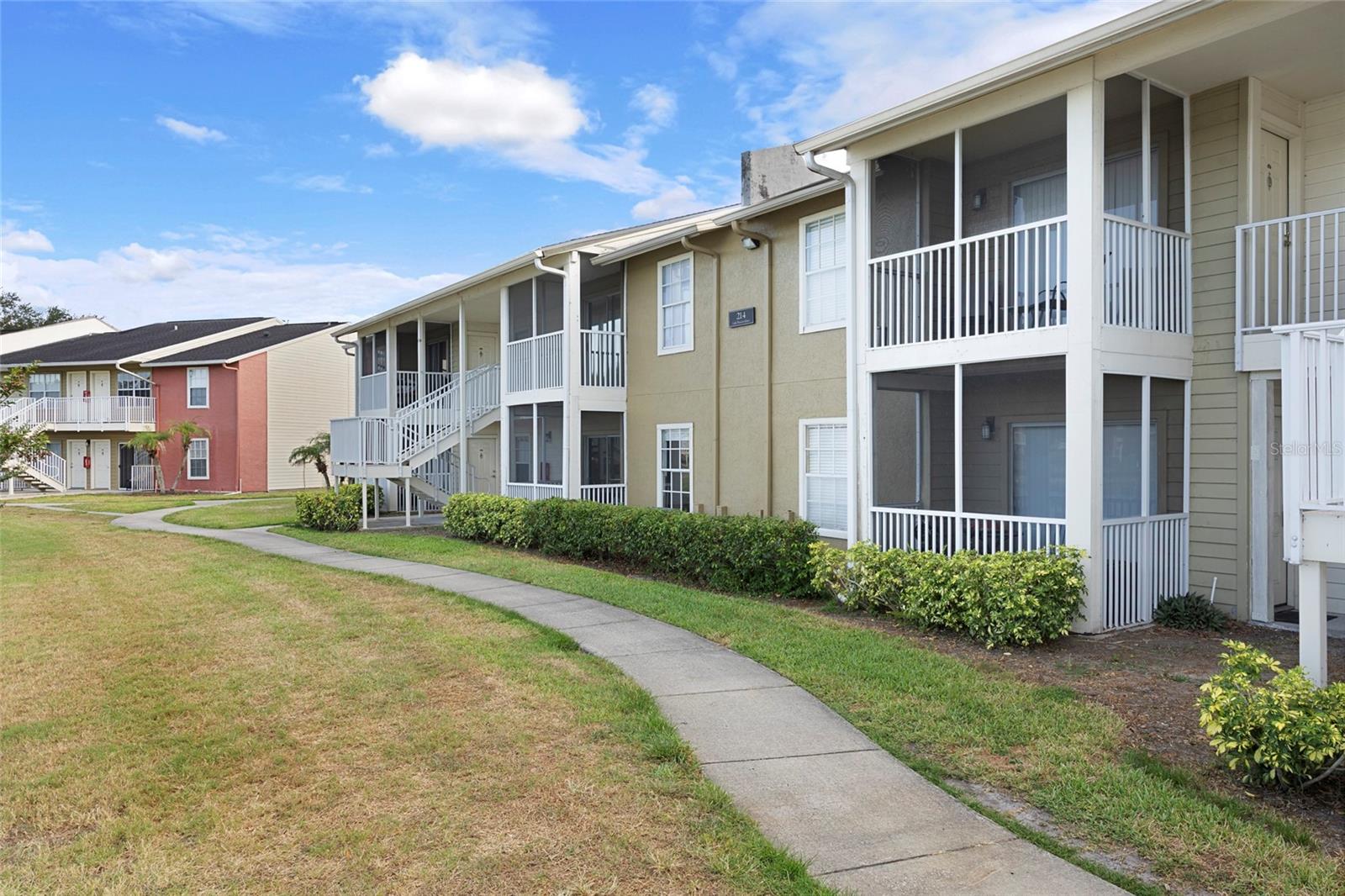 214 LAKE PARSONS GRN #206, BRANDON, FL, 33511