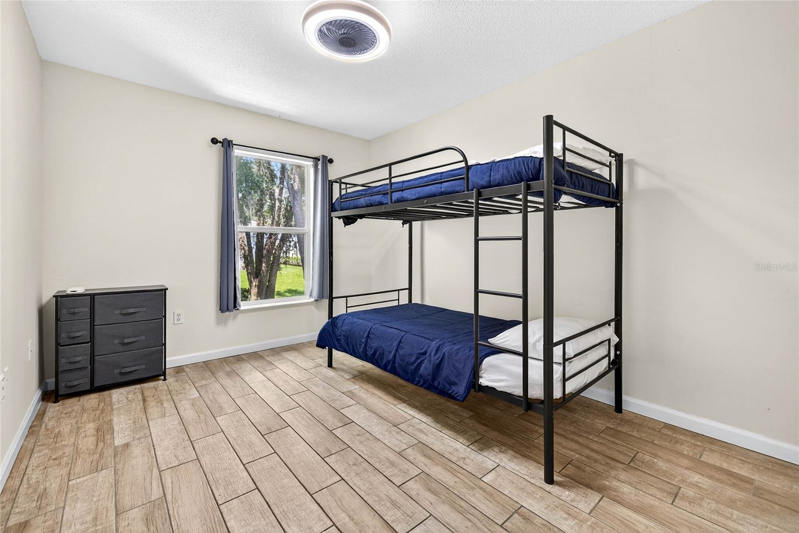 4656 ASHBURN SQUARE DR, TAMPA, FL, 33610