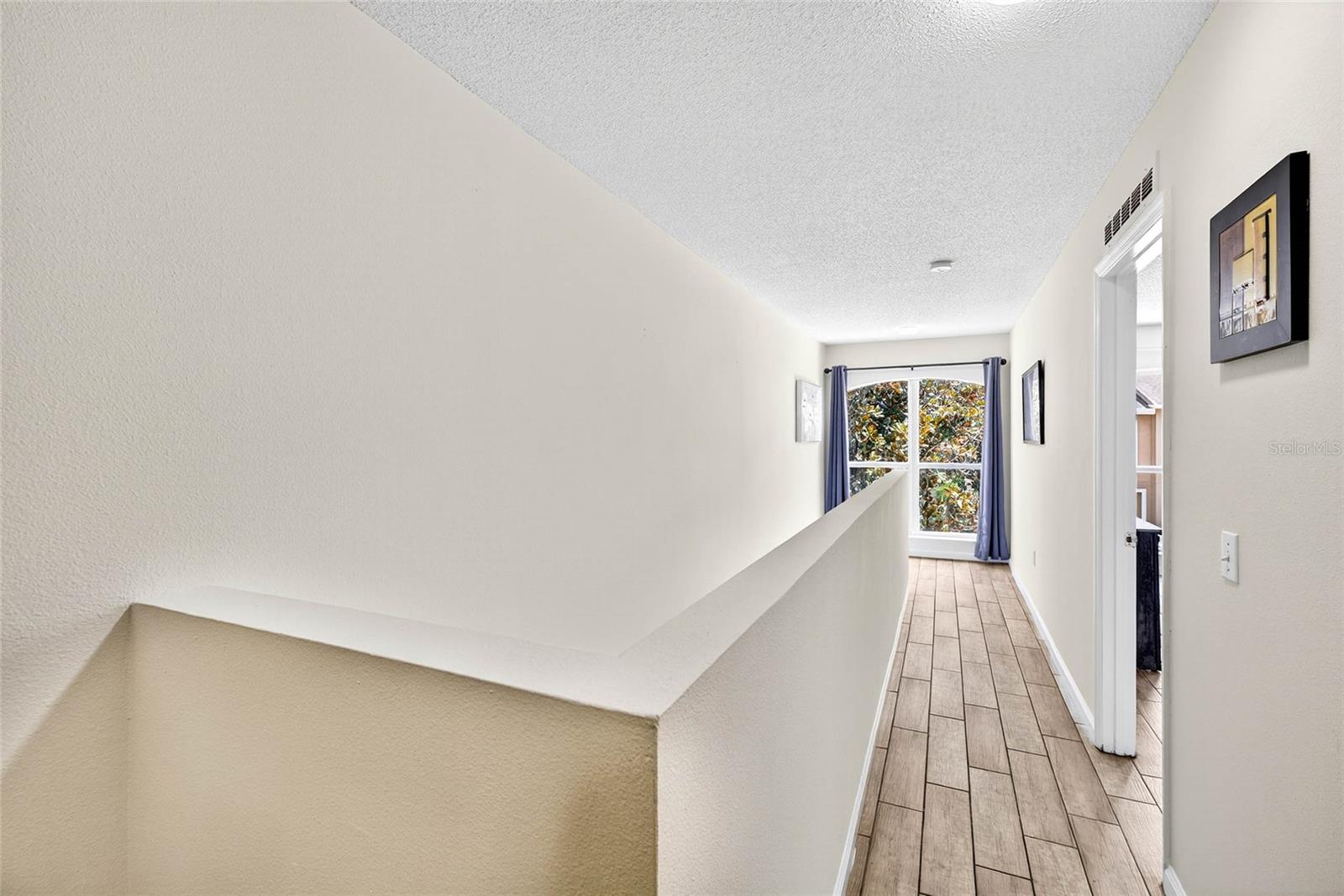 4656 ASHBURN SQUARE DR, TAMPA, FL, 33610