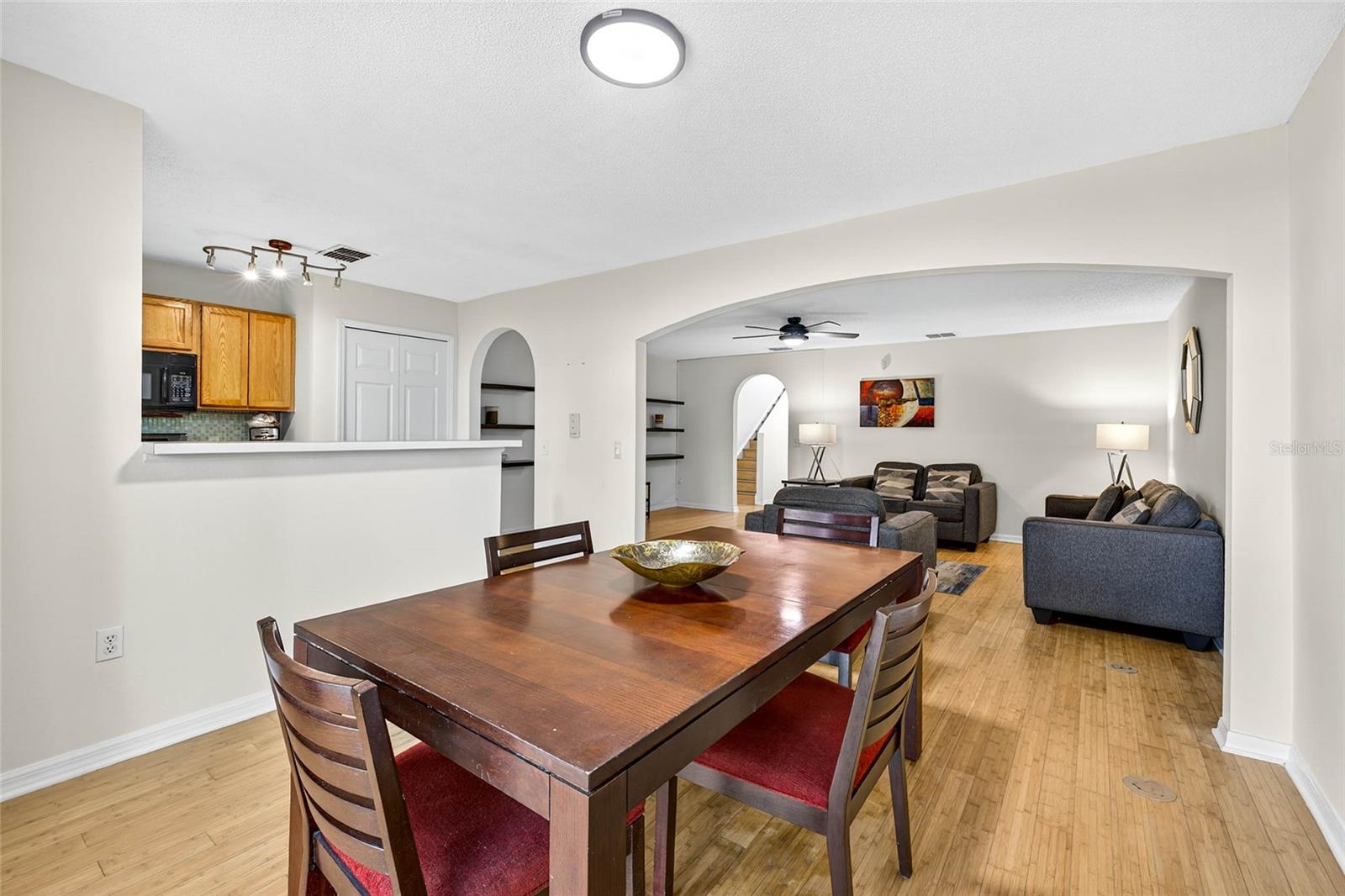 4656 ASHBURN SQUARE DR, TAMPA, FL, 33610