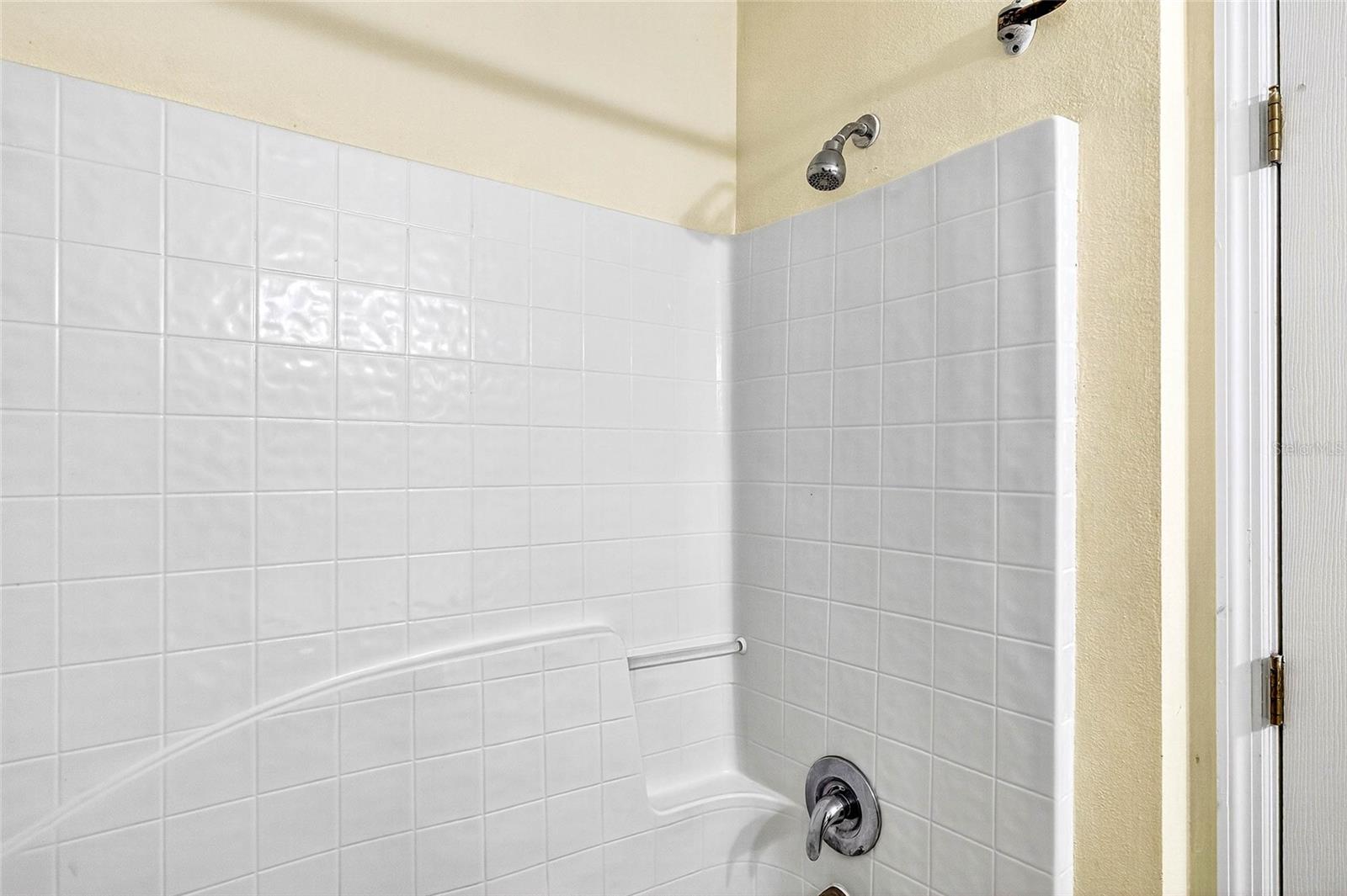 4656 ASHBURN SQUARE DR, TAMPA, FL, 33610