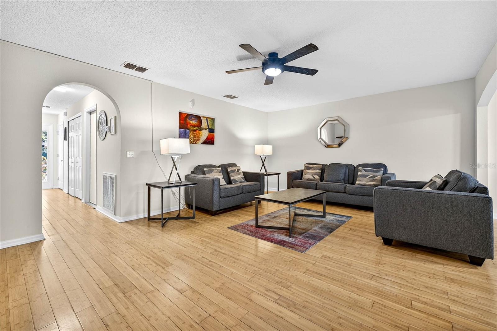 4656 ASHBURN SQUARE DR, TAMPA, FL, 33610