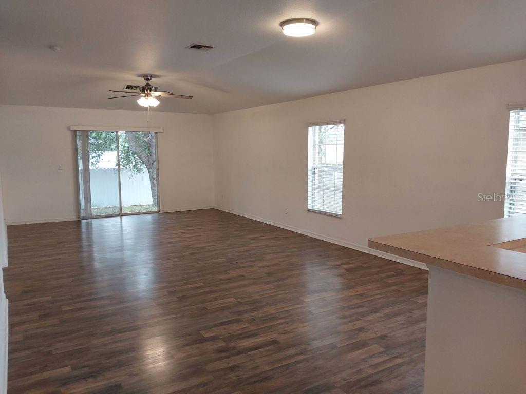557 WINDERMERE DR, LEHIGH ACRES, FL, 33972
