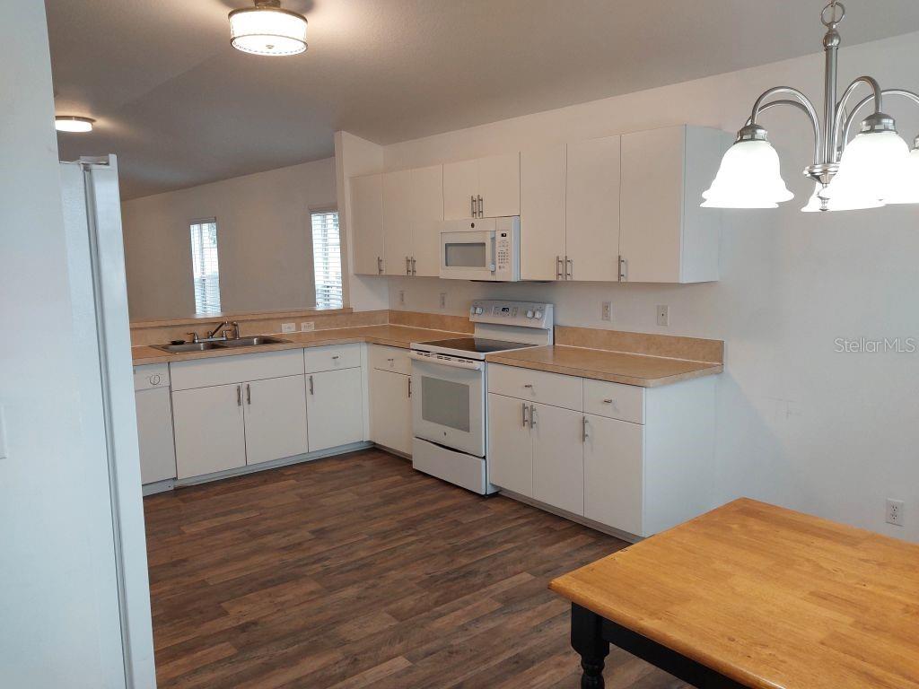 557 WINDERMERE DR, LEHIGH ACRES, FL, 33972