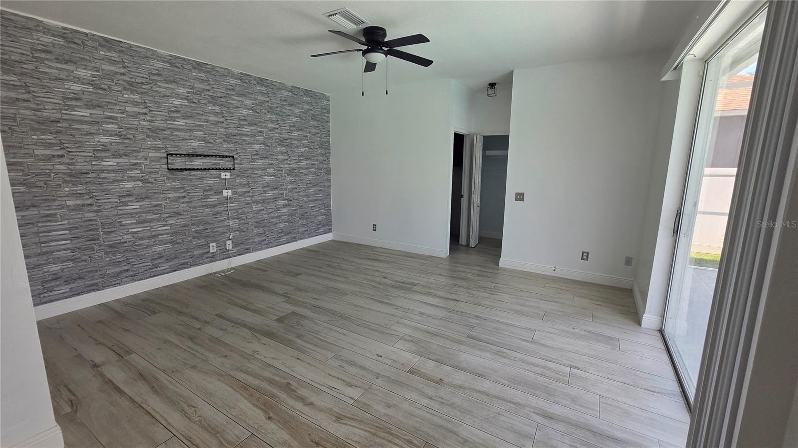 10422 GLEN WILLOW LN, TAMPA, FL, 33647