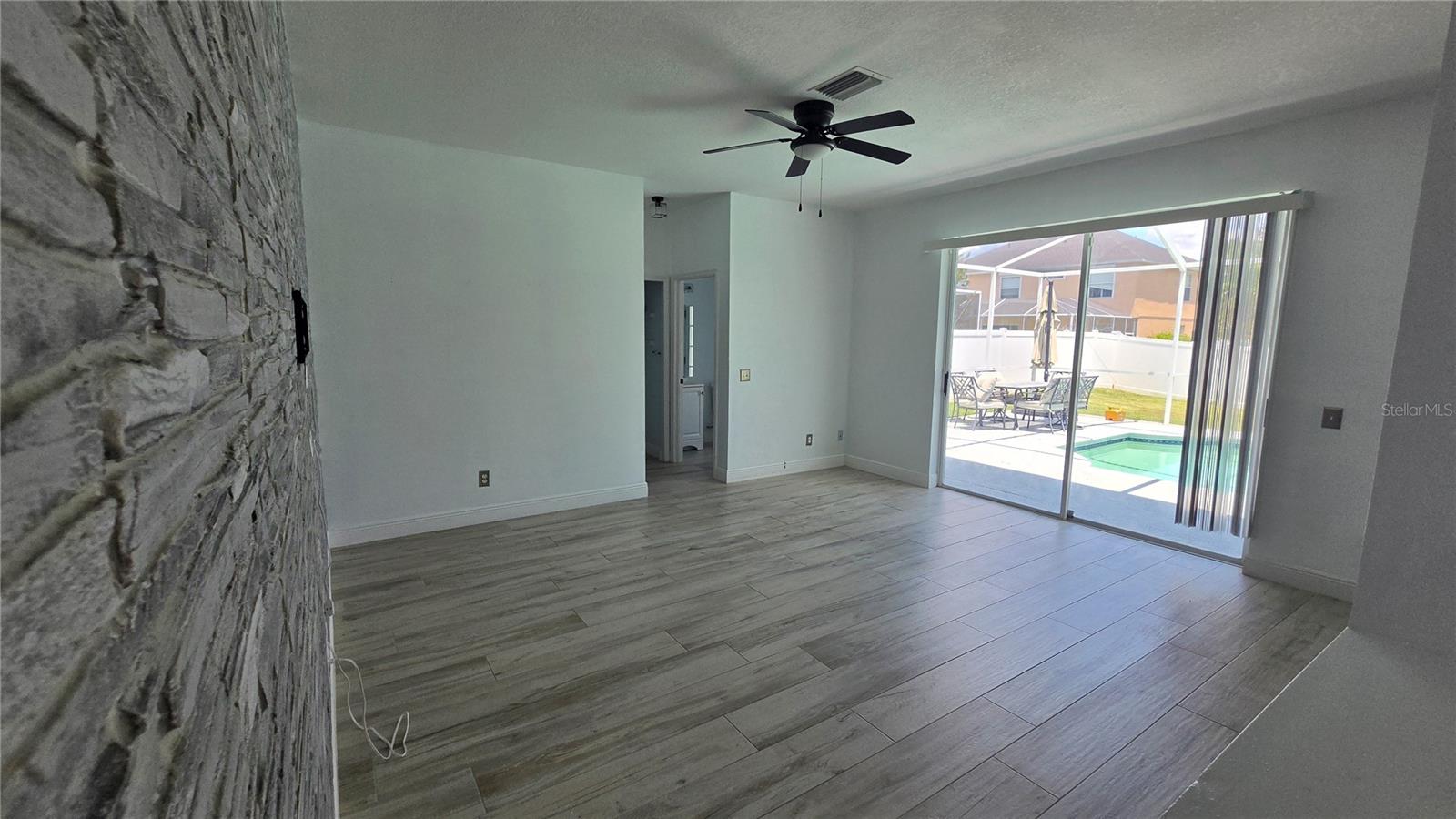 10422 GLEN WILLOW LN, TAMPA, FL, 33647